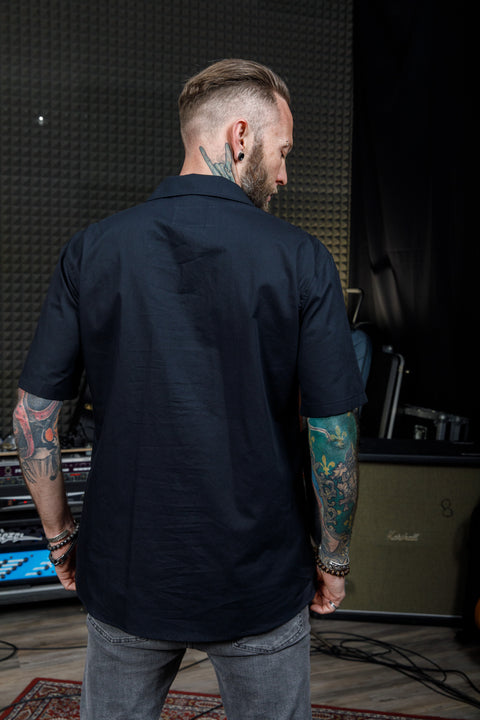 The Organic Short-Sleeved Shirt - Grösse M + L + XL